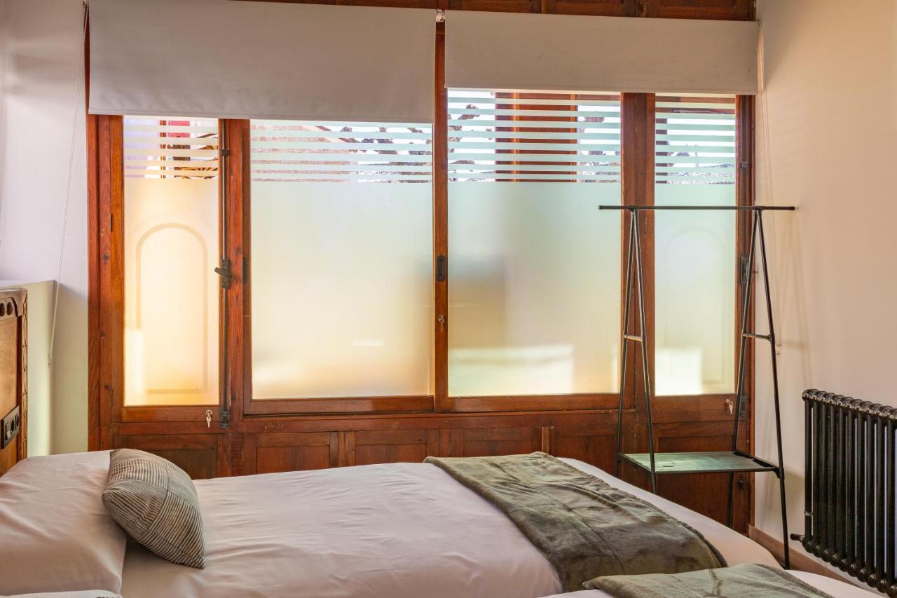 Apartamento Turistico 'Botica Moro' โบญาร์ ภายนอก รูปภาพ
