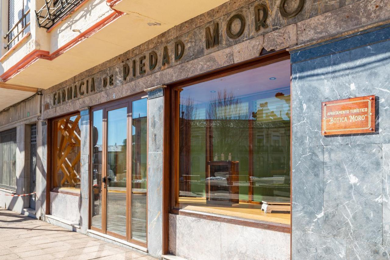Apartamento Turistico 'Botica Moro' โบญาร์ ภายนอก รูปภาพ