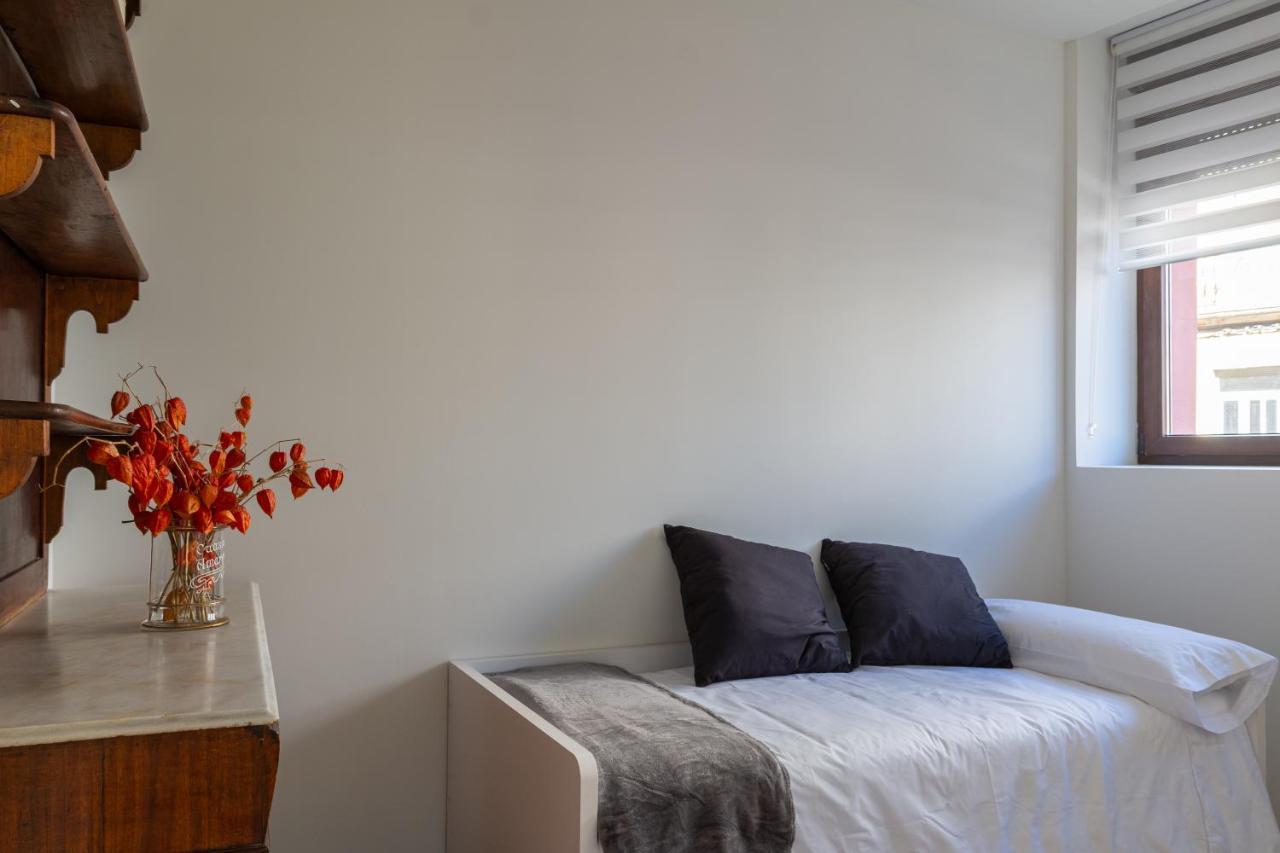 Apartamento Turistico 'Botica Moro' โบญาร์ ภายนอก รูปภาพ